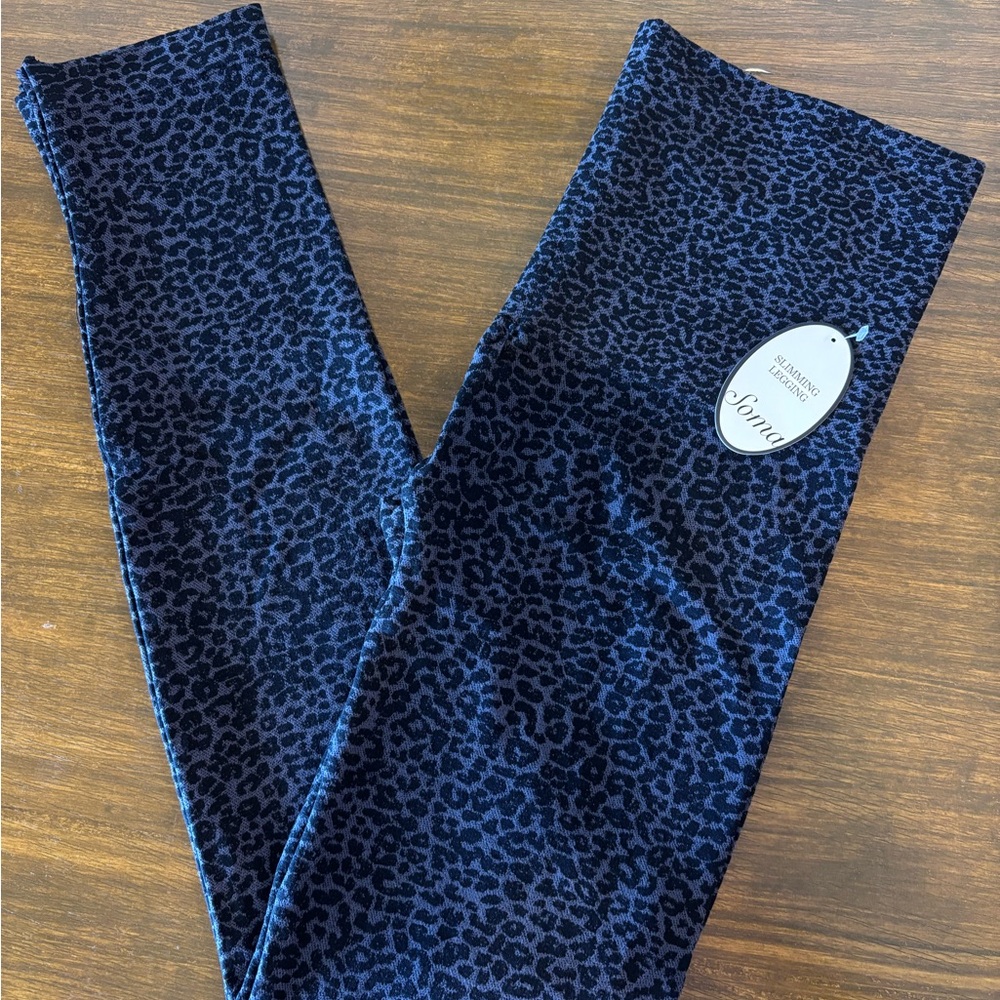 Soma Black & Gray Leggings with Animal Print